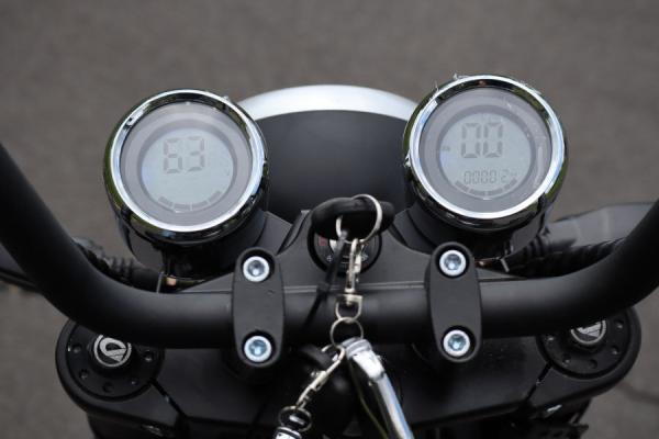 Elektroroller E-Chopper CP 45 KMH, 2000 Watt, 30 Ah Lithium-Akku